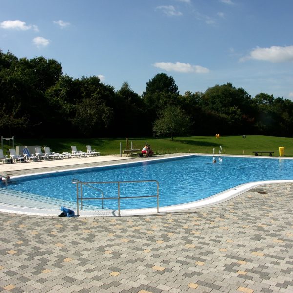 2008 Neubau Außenbecken (10)